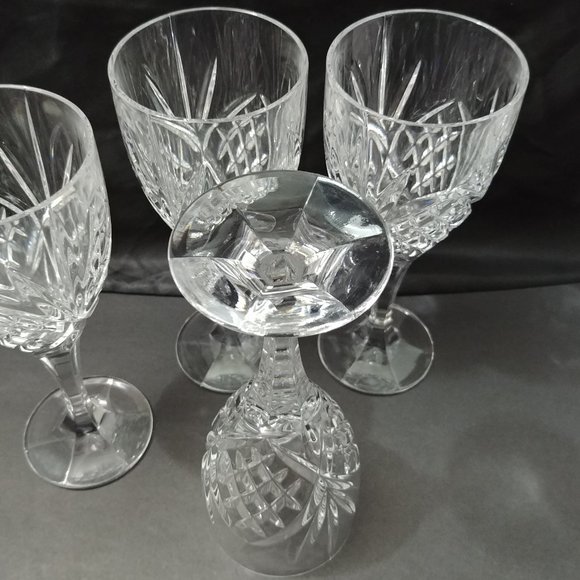 Set of Four Beautiful Crystal Wine Goblets - Picture 12 of 12